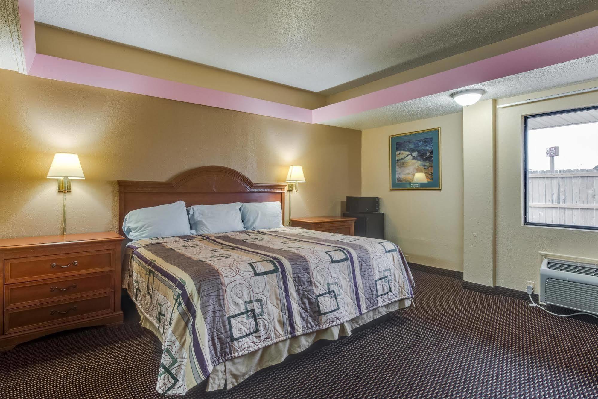 Travelers Inn Мидуэст-Сити Экстерьер фото
